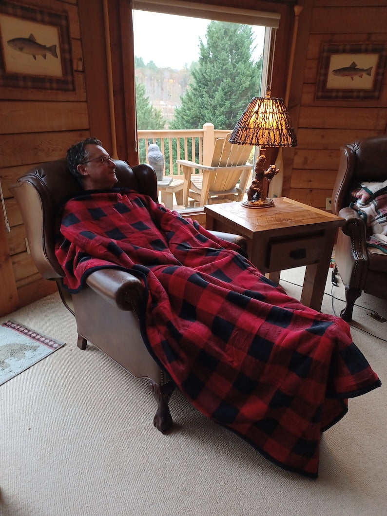 Personalized Red and Black Buffalo Plaid Cabin Throw Blanket - Free Shipping